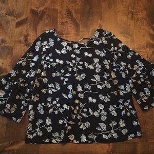 Ava and Viv Bell Sleeve Top 2X